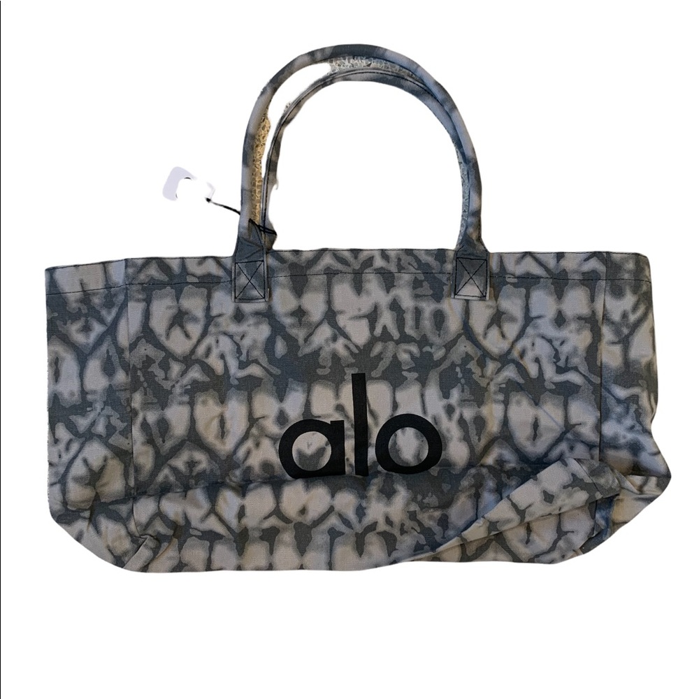Alo Yoga Limited Edition Shopper Tote
